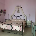 Mirella Apartment