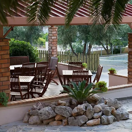 Mirella * Loutra Oraias Elenis