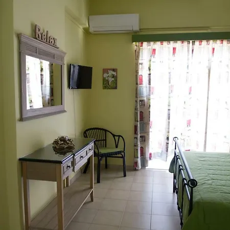 Mirella * Loutra Oraias Elenis