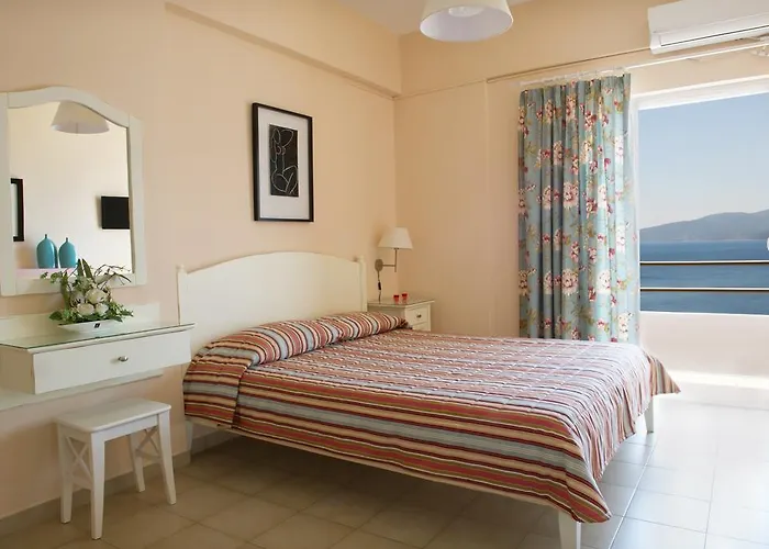 Mirella Loutra Oraias Elenis