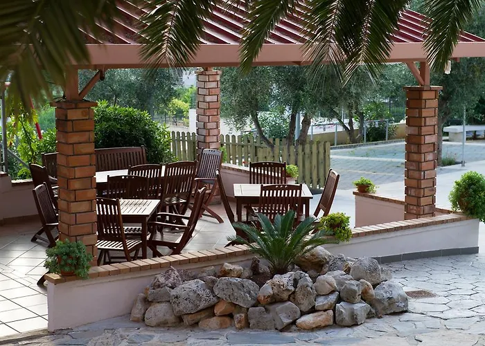 Mirella * Лутра-Ореас-Эленис